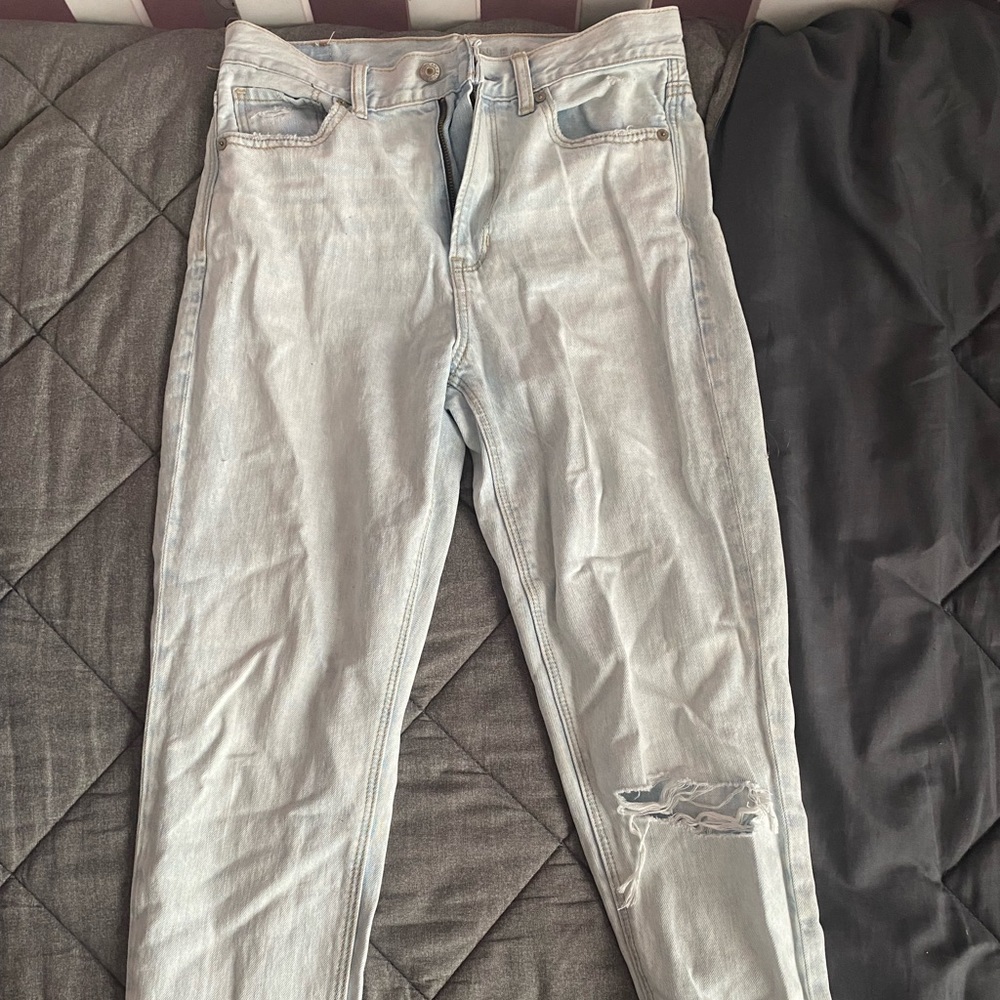 American Eagle Mom Jeans